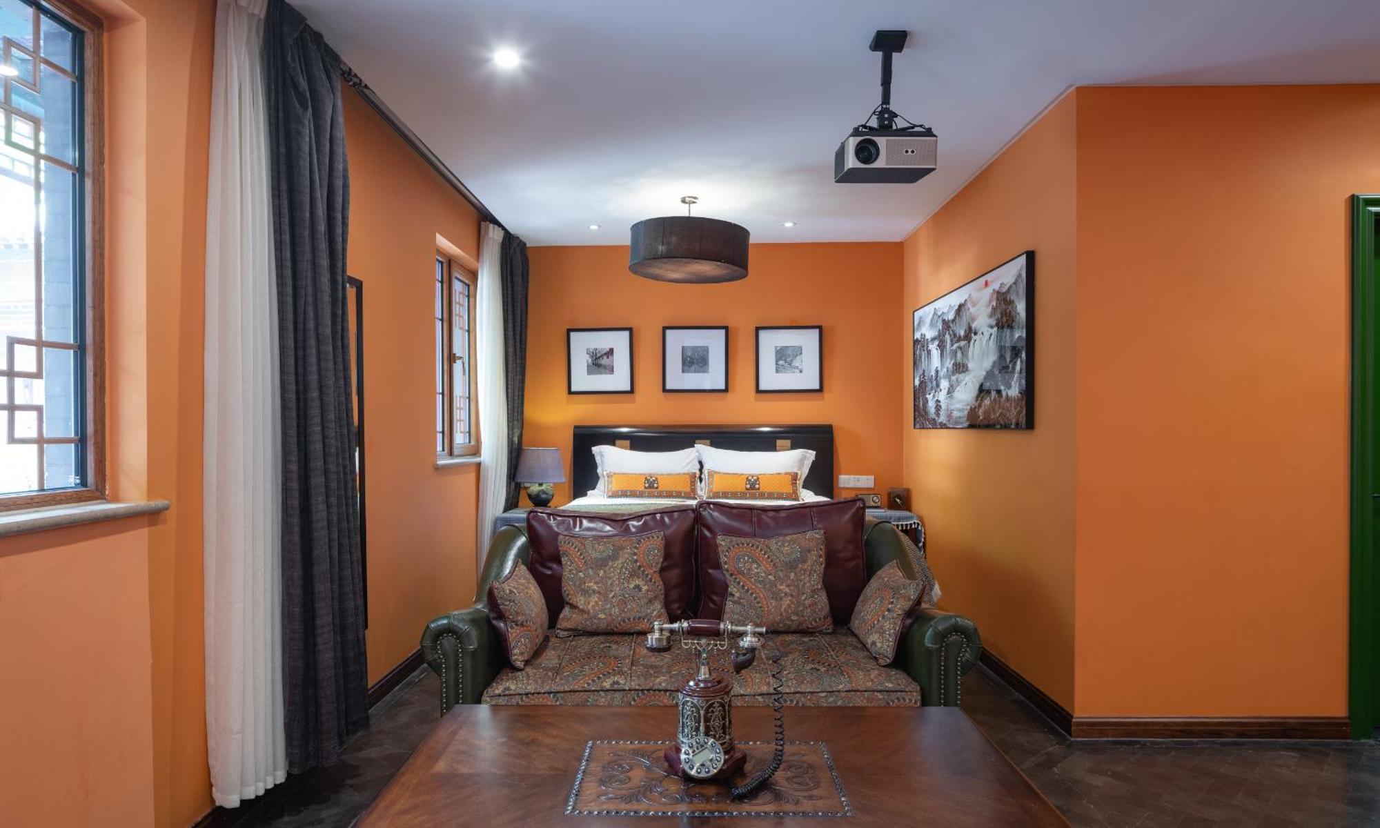 Hotel Cote Cour Deductive - Quadrangle Close To Tiananmen Square & Forbidden & Nanluoguxiang, Walk To Wangfujing, Speaking, Free Wifi, Free Laundry, Free Wonton & Noodles With Tour Ticket Service, Free Selfies With Ancient Costum